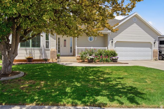 943 E 2330 N, Lehi, UT 84043
