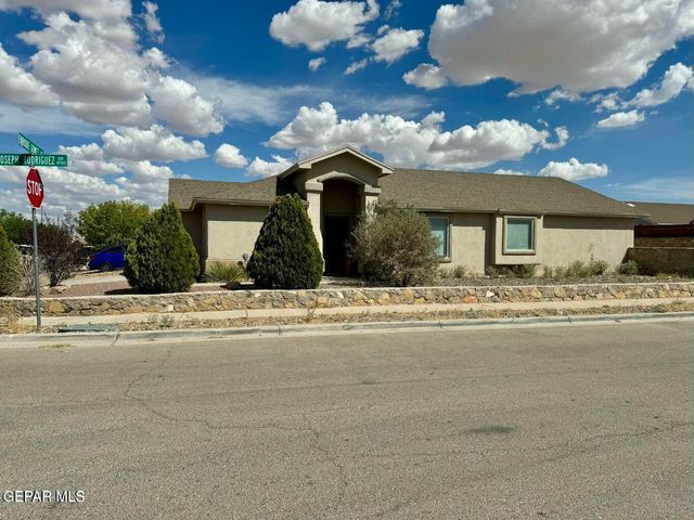 12928 ENRIQUE GOMEZ Drive, El Paso, TX 79938