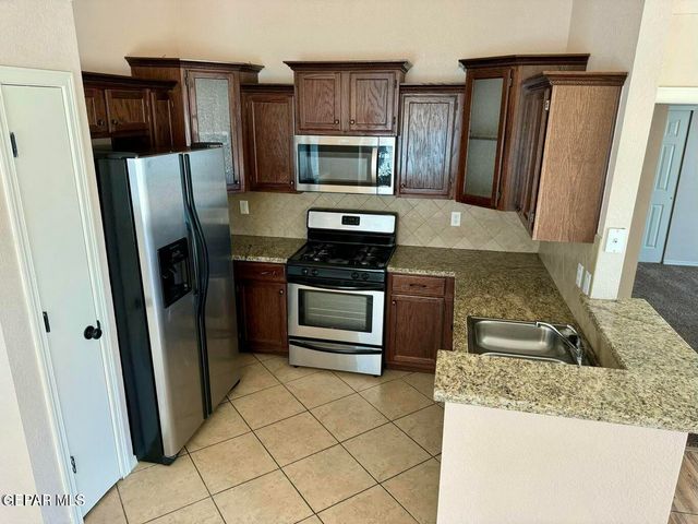 12928 ENRIQUE GOMEZ Drive, El Paso, TX 79938