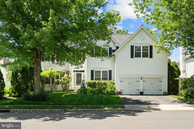56 EQUESTRIAN DR, Burlington, NJ 08016