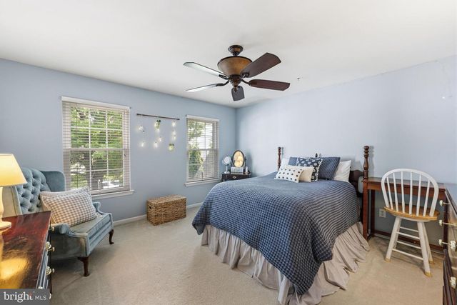 56 EQUESTRIAN DR, Burlington, NJ 08016