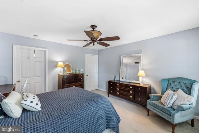 56 EQUESTRIAN DR, Burlington, NJ 08016