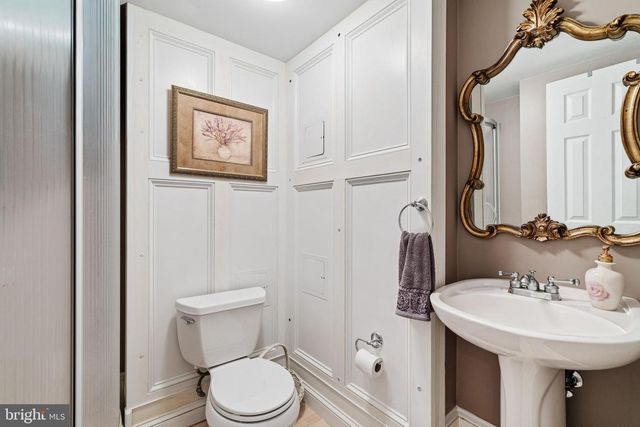 56 EQUESTRIAN DR, Burlington, NJ 08016