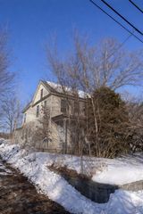 31 Franklin Street, Milford, NH 03055