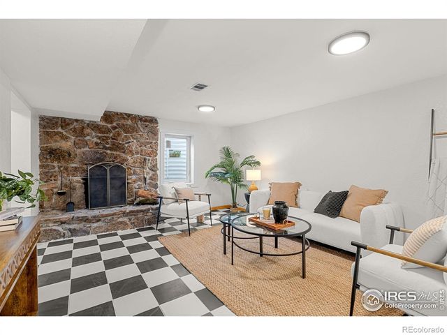 2101 Arapahoe Street, Golden, CO 80401