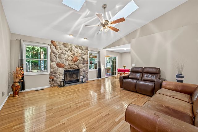 6520 Indian Point Road, Montague, MI 49437