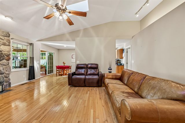 6520 Indian Point Road, Montague, MI 49437