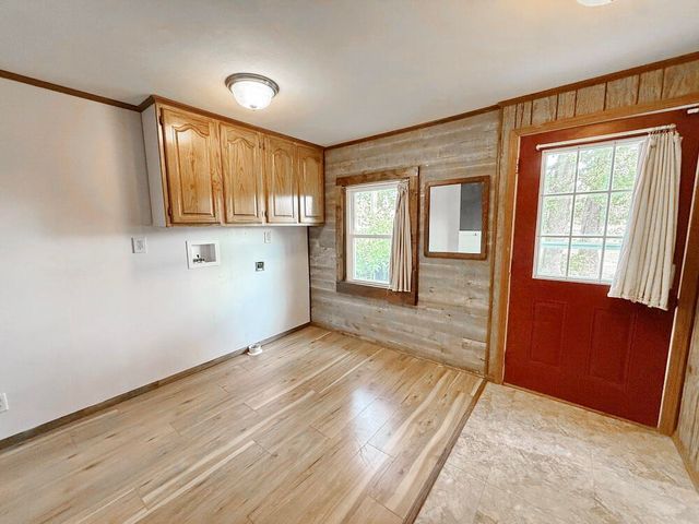 14562 S 3rd Street, Stockton, MO 65785