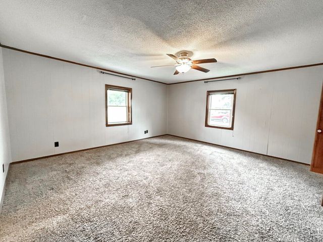 14562 S 3rd Street, Stockton, MO 65785