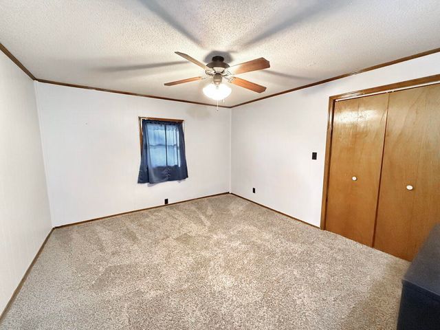 14562 S 3rd Street, Stockton, MO 65785