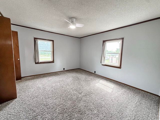 14562 S 3rd Street, Stockton, MO 65785