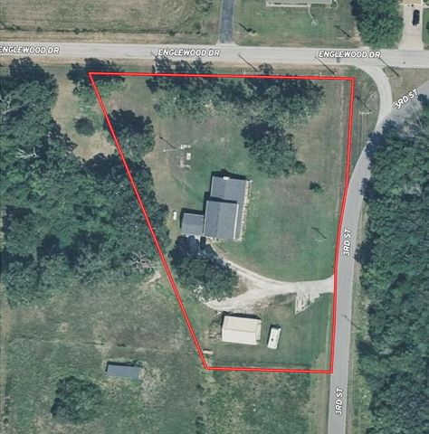 14562 S 3rd Street, Stockton, MO 65785