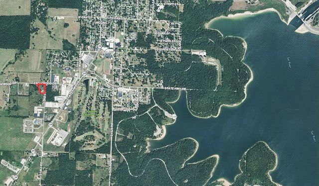 14562 S 3rd Street, Stockton, MO 65785