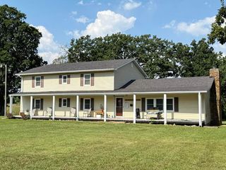 14562 S 3rd Street, Stockton, MO 65785