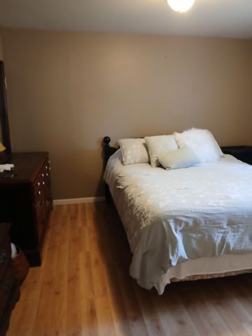 6110 O'Neil Street, Dalton Twp, MI 49457