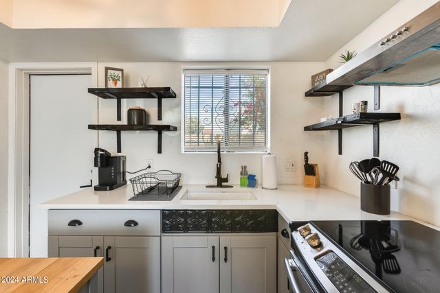 1618 N 32ND Street 6, Phoenix, AZ 85008