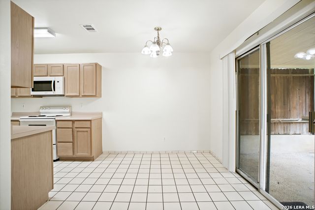 6054 Bantry Bay, San Antonio, TX 78240
