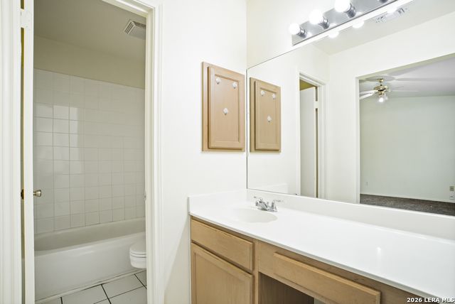 6054 Bantry Bay, San Antonio, TX 78240