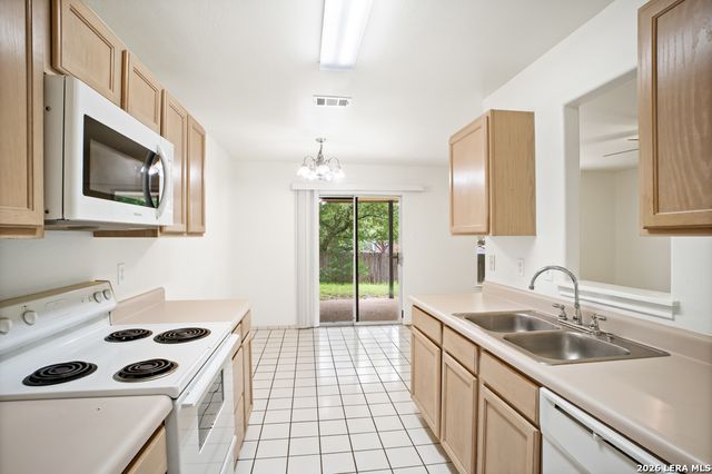 6054 Bantry Bay, San Antonio, TX 78240