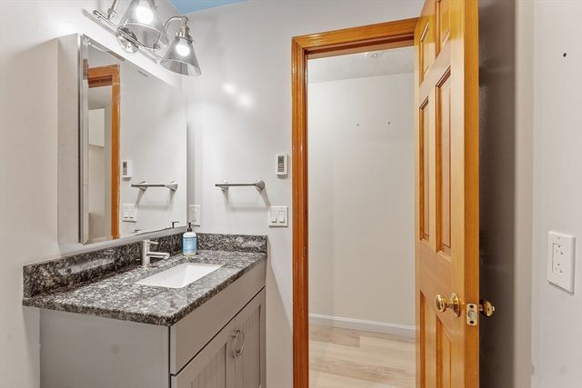 105 Granite Street 3, Rockport, MA 01966