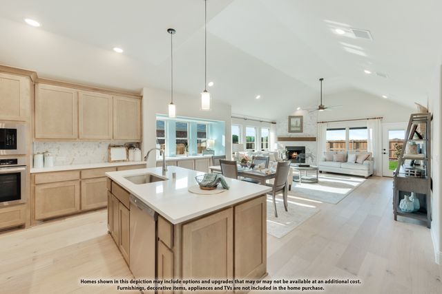 325 Tony Street, Burleson, TX 76028