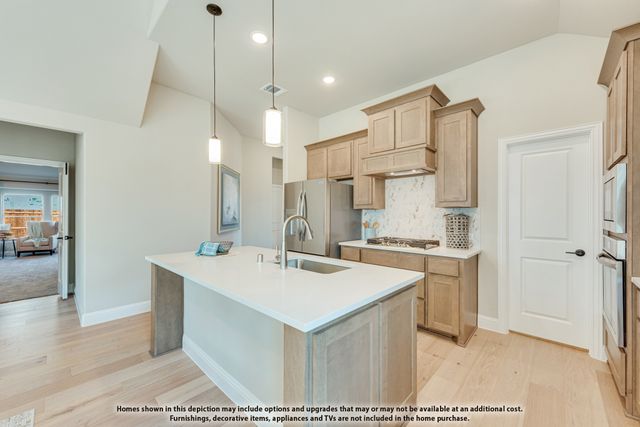 325 Tony Street, Burleson, TX 76028