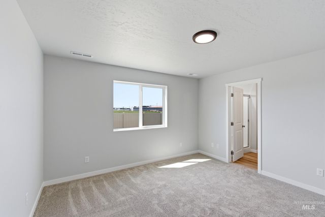 299 N Tideberry Ave, Kuna, ID 83634