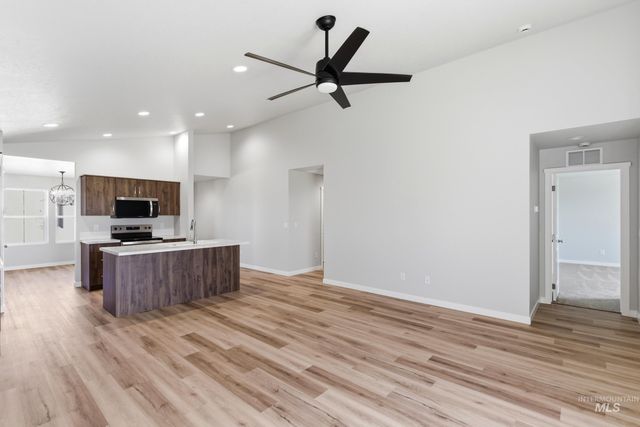 299 N Tideberry Ave, Kuna, ID 83634