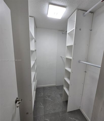 5130 SW 40th Ave 2B, Dania Beach, FL 33314