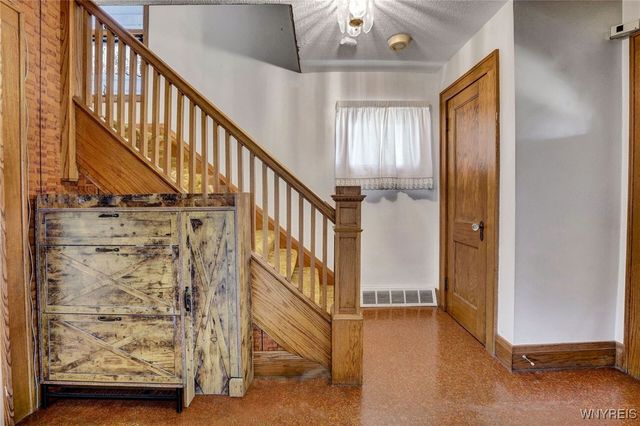 2415 Linwood Avenue, Niagara Falls, NY 14305