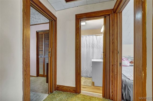 2415 Linwood Avenue, Niagara Falls, NY 14305