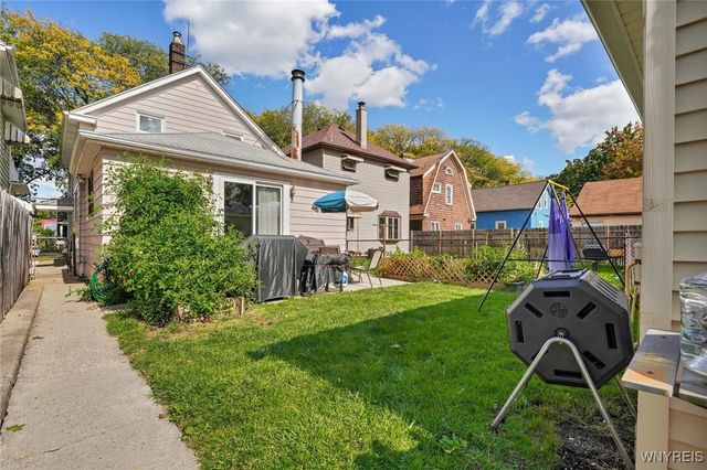 2415 Linwood Avenue, Niagara Falls, NY 14305