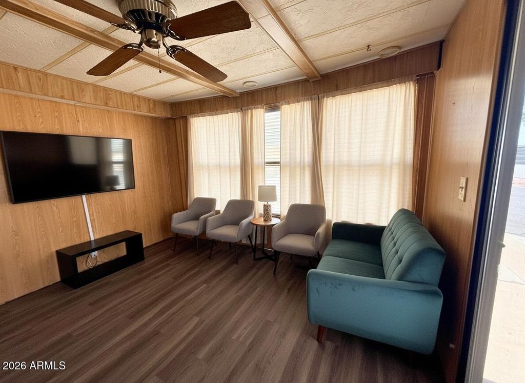 Image 2 of property listing at 269 N Winchester Road 10, Apache Junction, AZ 85119