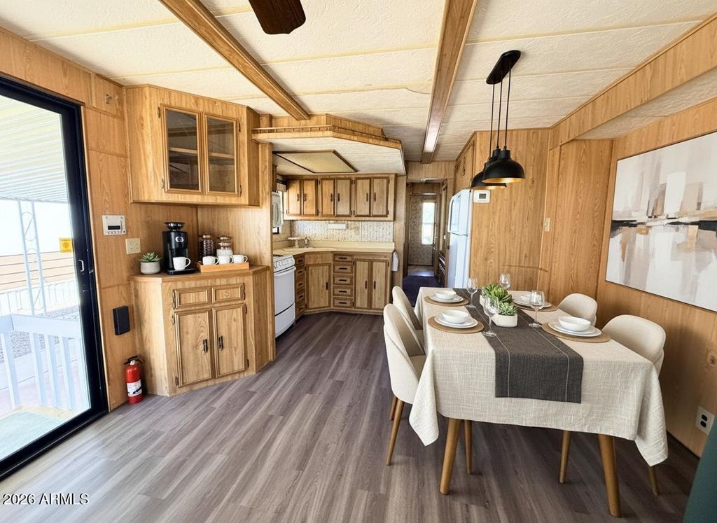 Image 4 of property listing at 269 N Winchester Road 10, Apache Junction, AZ 85119