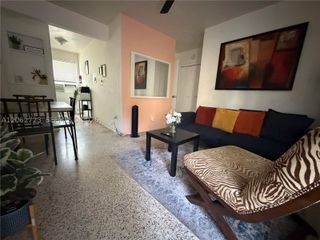 461 SW 6th St 3, Miami, FL 33130