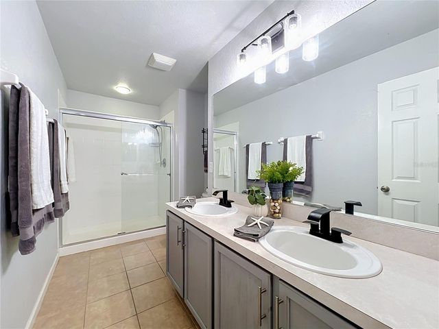 14061 TURNING LEAF DRIVE, Orlando, FL 32828