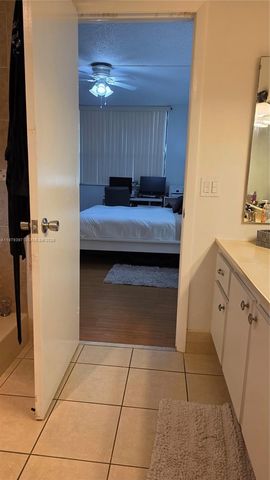 750 NE 199th St 101H, Miami, FL 33179