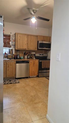 750 NE 199th St 101H, Miami, FL 33179