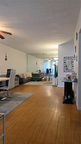 750 NE 199th St 101H, Miami, FL 33179