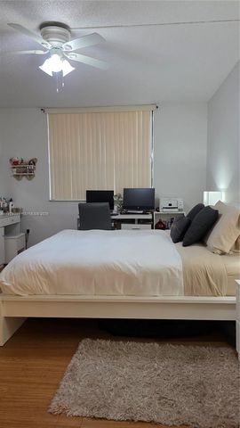 750 NE 199th St 101H, Miami, FL 33179