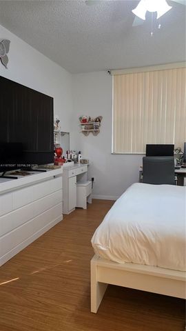 750 NE 199th St 101H, Miami, FL 33179