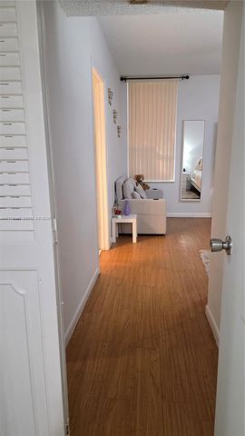 750 NE 199th St 101H, Miami, FL 33179