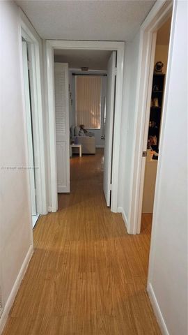 750 NE 199th St 101H, Miami, FL 33179