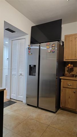 750 NE 199th St 101H, Miami, FL 33179