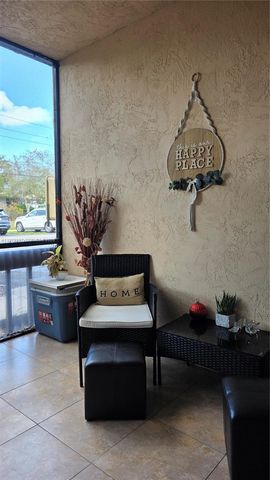 750 NE 199th St 101H, Miami, FL 33179