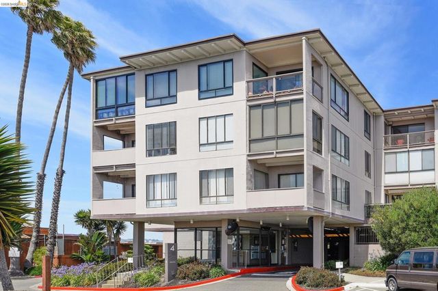 4 Anchor Dr F441, Emeryville, CA 94608