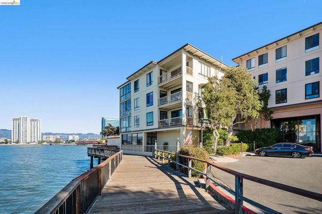 4 Anchor Dr F441, Emeryville, CA 94608