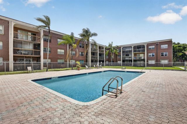 7020 Nova Dr 308D, Davie, FL 33317
