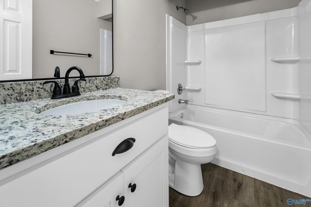 105 Short Track Drive, New Market, AL 35761