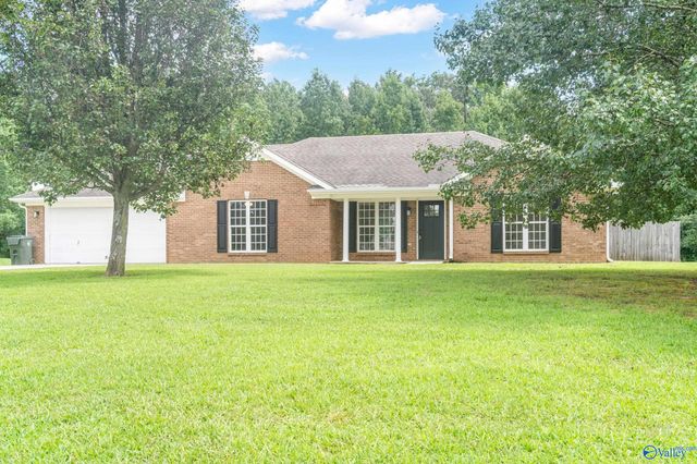 105 Short Track Drive, New Market, AL 35761